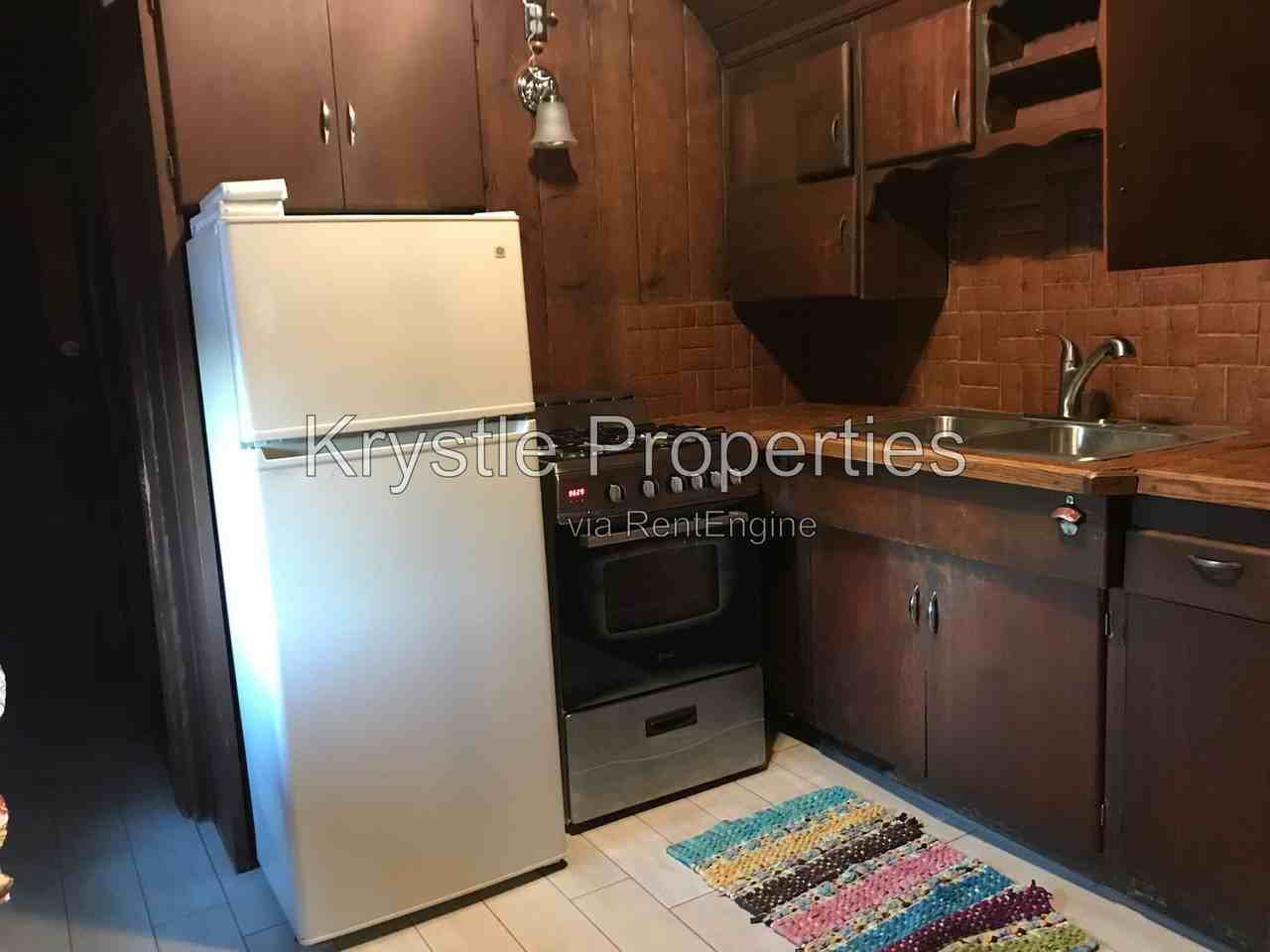 50 Winslow Ave #B - Photo 7 of 12