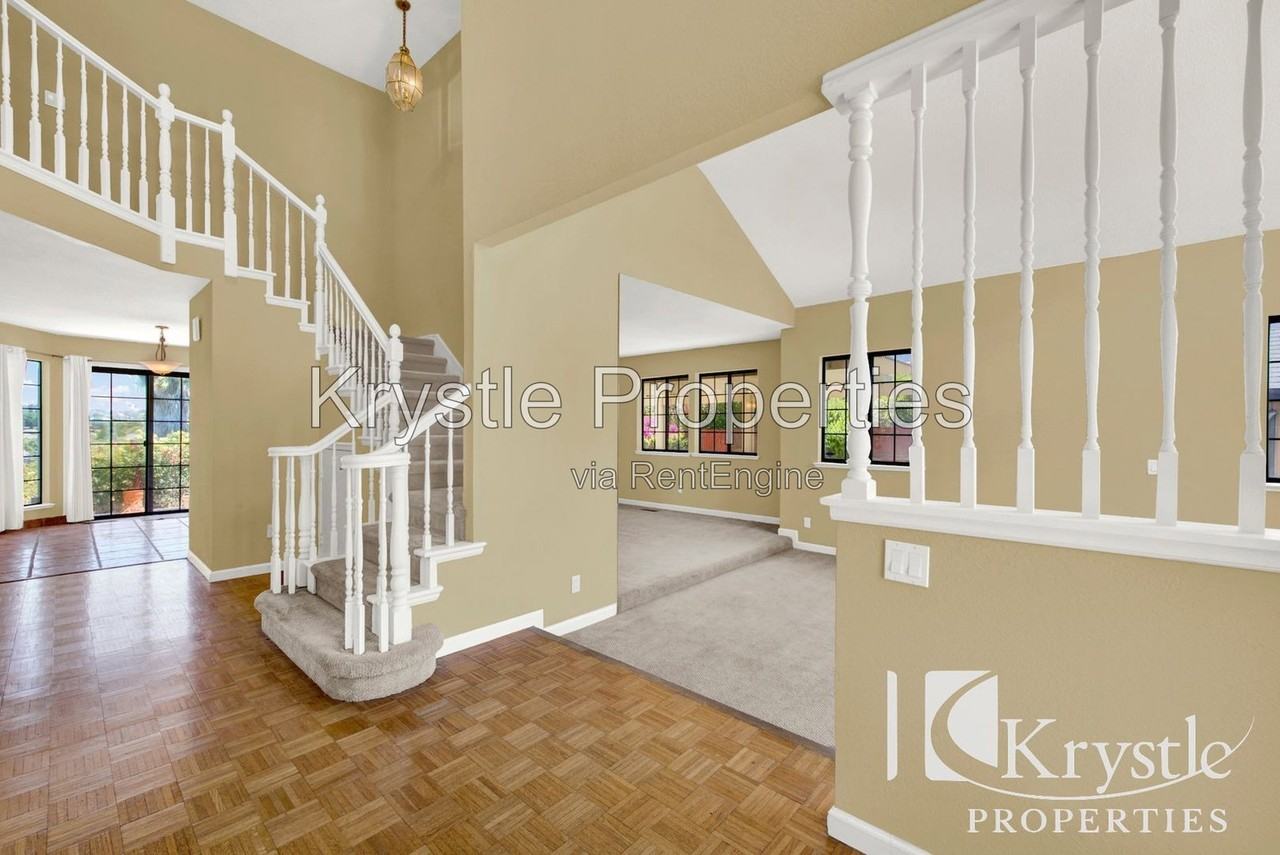 152 Chesapeake Dr - Photo 7 of 33