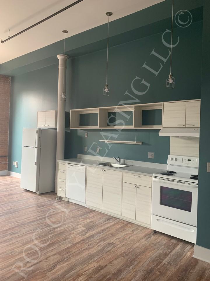 155 Saint Paul St #012SERIES - Photo 2 of 5