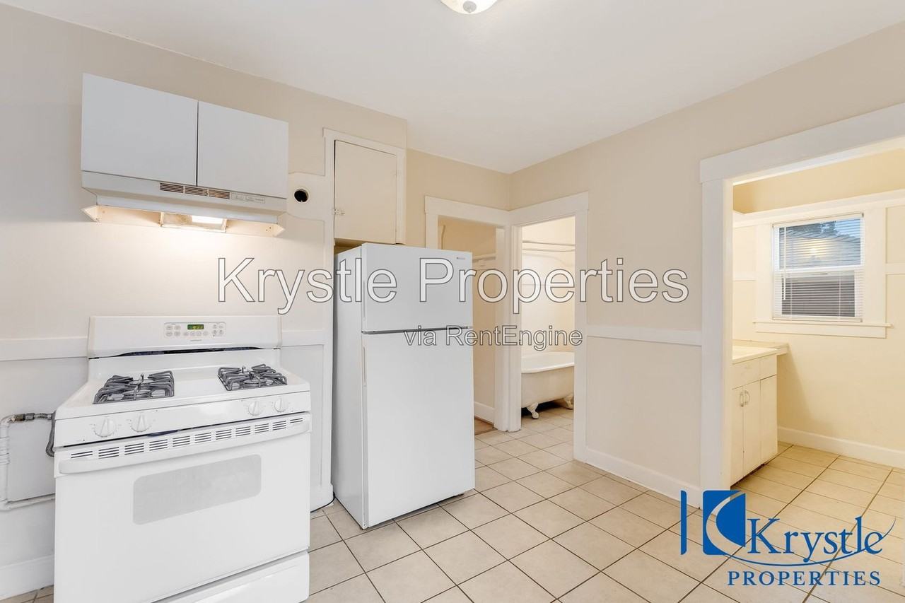 1117 Sutter St - Photo 4 of 16