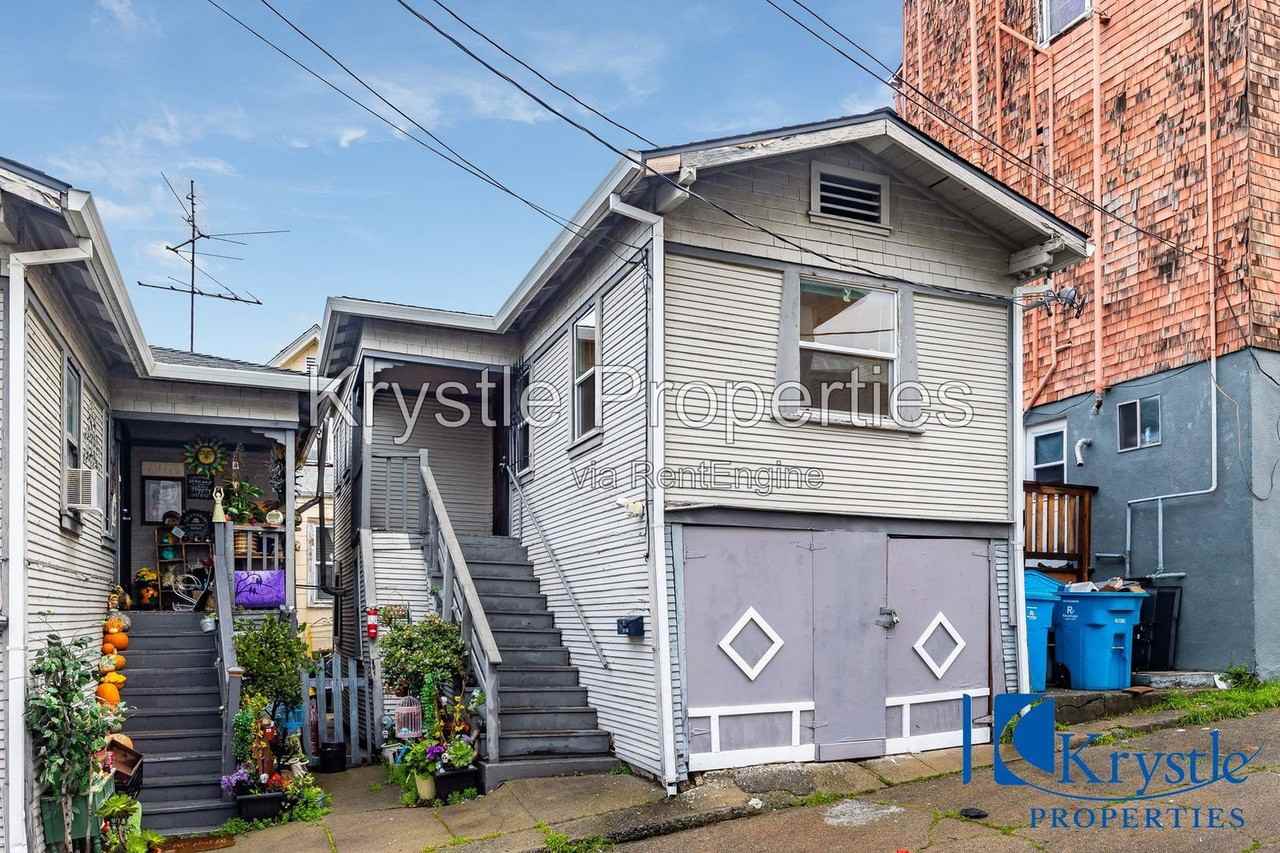 1117 Sutter St - Photo 6 of 16