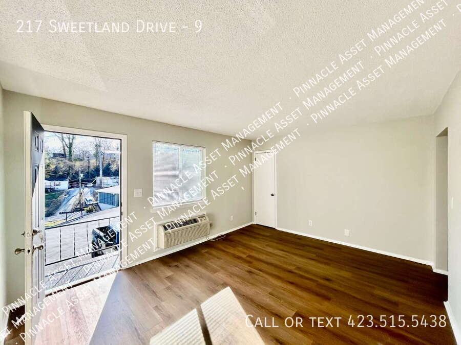 217 Sweetland Dr #9 - Photo 3 of 26