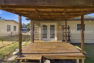 1301 Burleson St - Photo 1 of 1