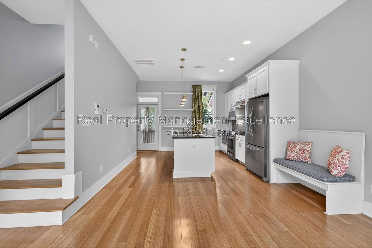 515 Hillsborough St #103 - Photo 6 of 50