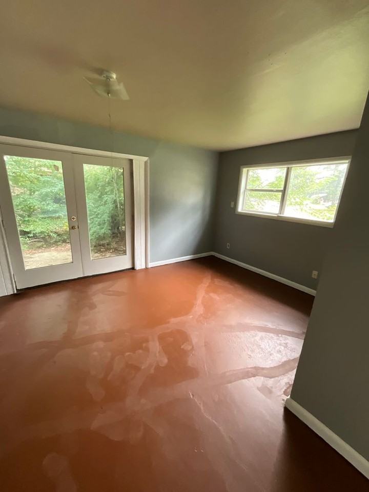835 Pine Tree Dr - Photo 6 of 16