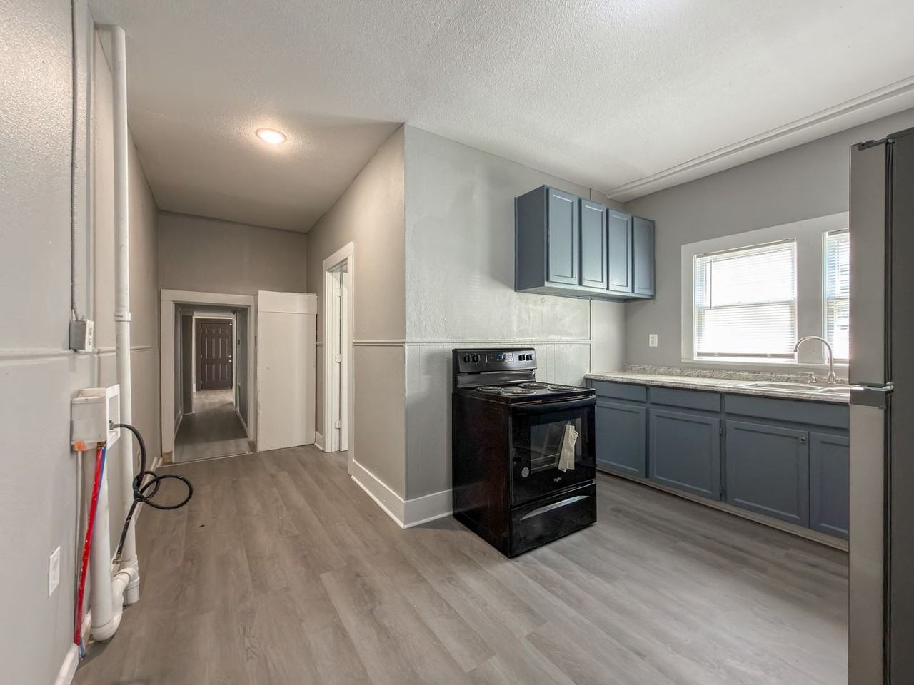 908 S 19th St #B - Photo 6 of 11