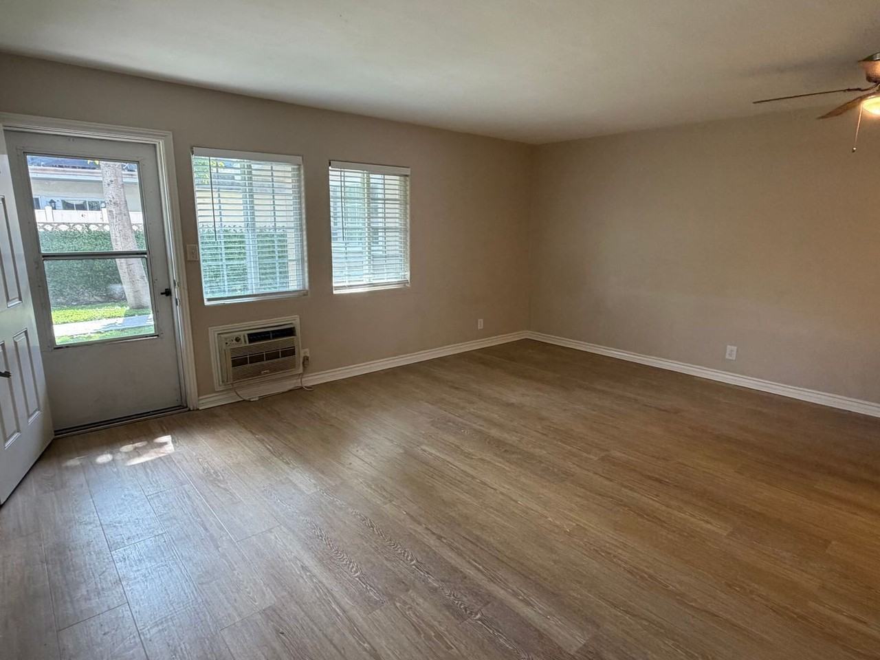 2119 E Westport Dr #2 - Photo 2 of 15