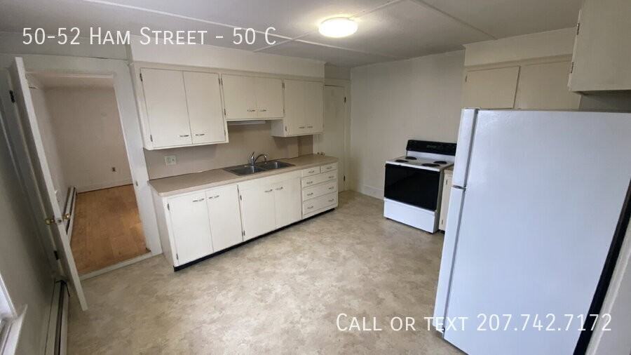5052 Ham St #50C - Photo 4 of 17