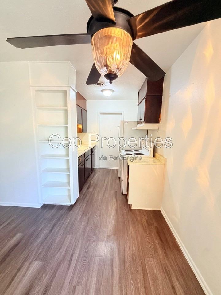 148 Cloudhaven Dr #2 - Photo 5 of 11