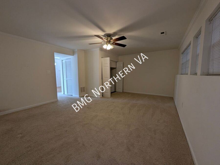 10207 Magnolia Grove Dr - Photo 6 of 15