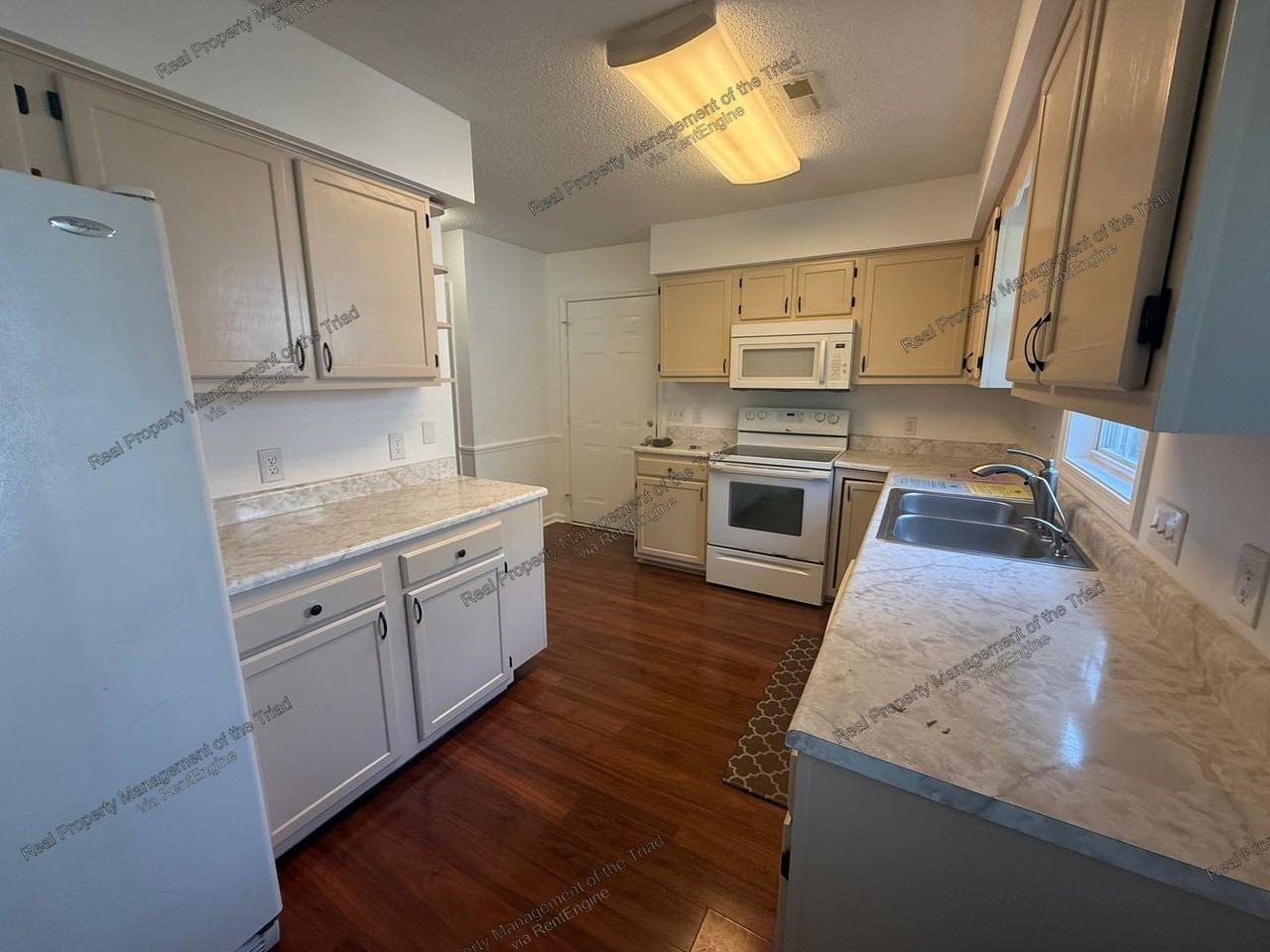 1903 Kildare Woods Dr - Photo 5 of 19