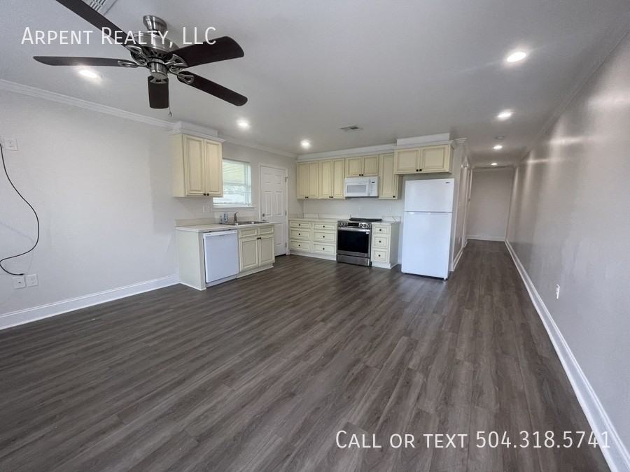 212 5th St #212 - Photo 4 of 18