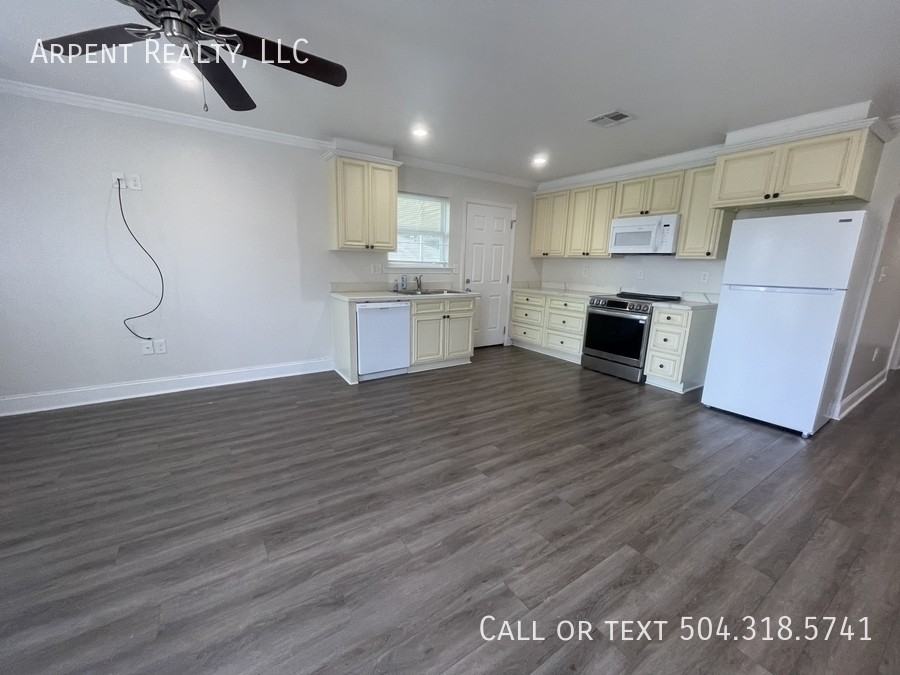 212 5th St #212 - Photo 5 of 18