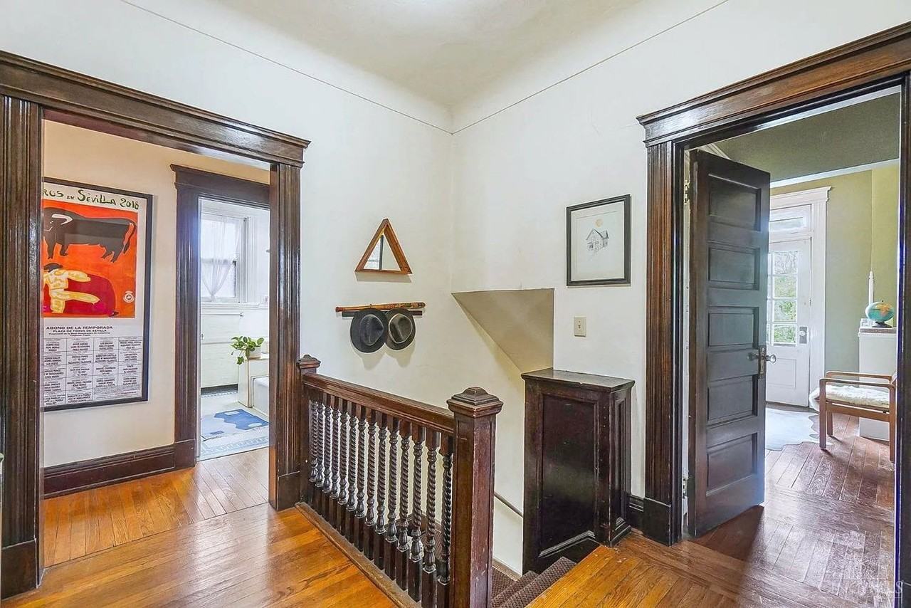 345 Mcalpin Ave #2 - Photo 3 of 23