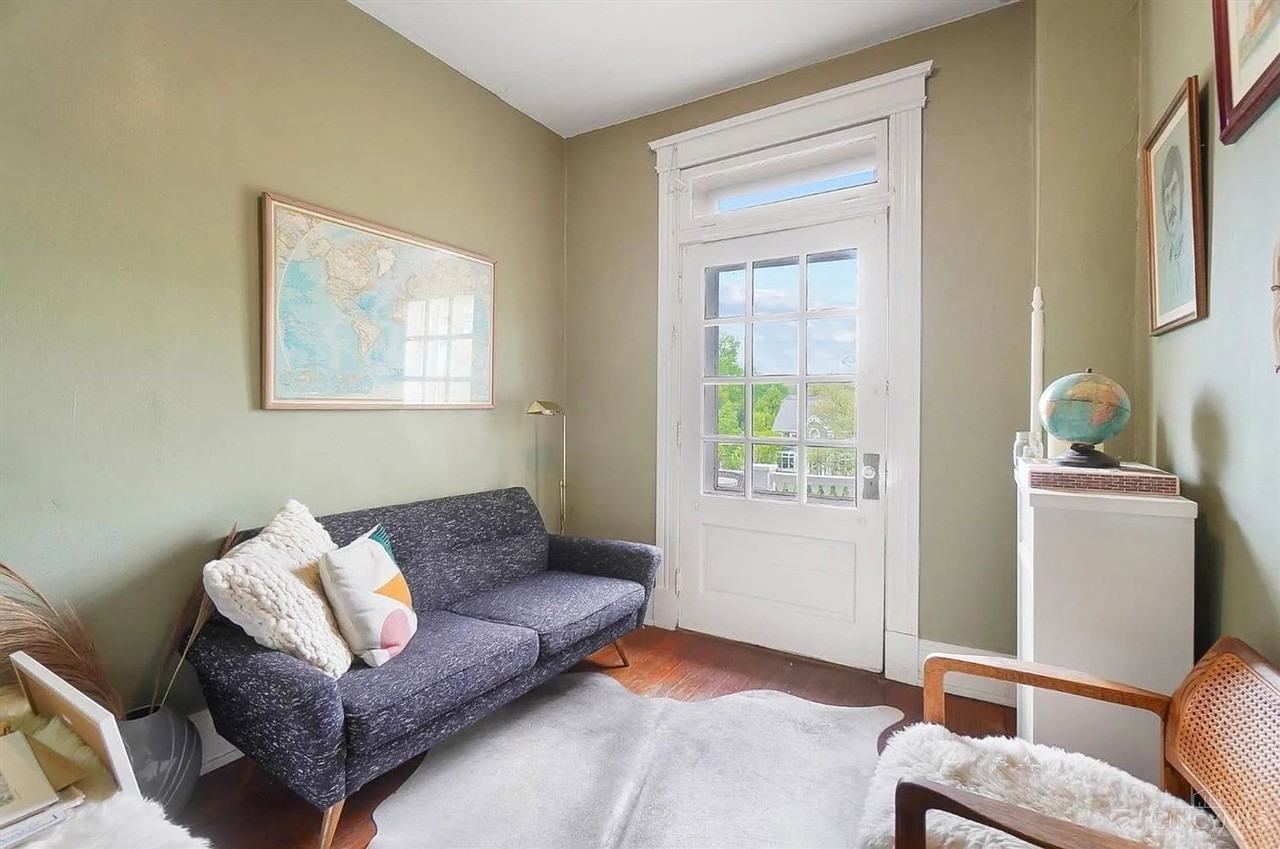 345 Mcalpin Ave #2 - Photo 4 of 23