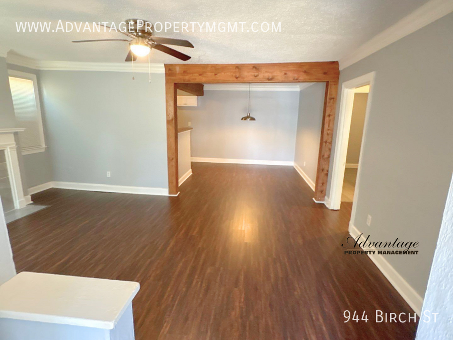 944 Birch St - Photo 5 of 21