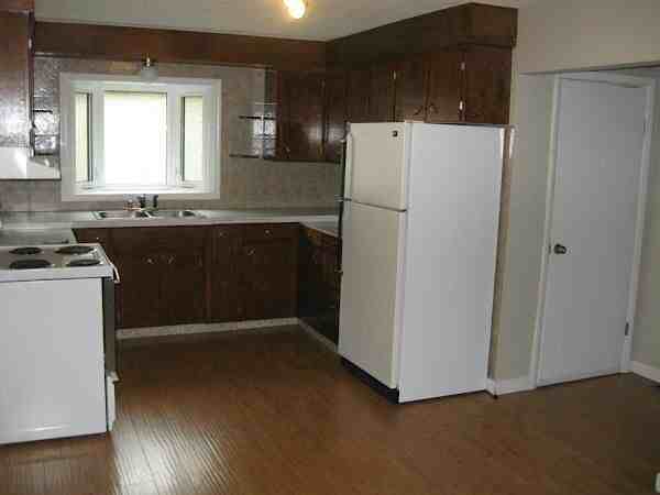 19 Madonna Dr - Photo 4 of 20