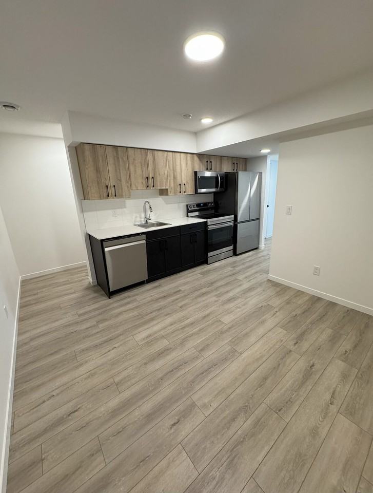 1273 Keswick Dr Sw - Photo 3 of 7