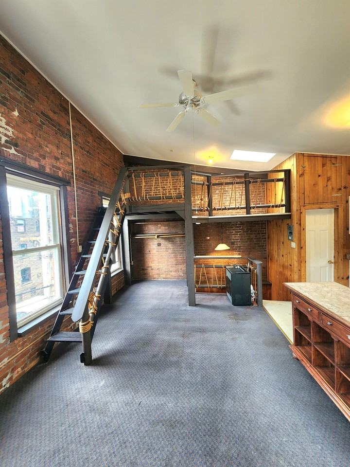 250 Lark St 3rd Fl #3rdFL - Photo 4 of 6