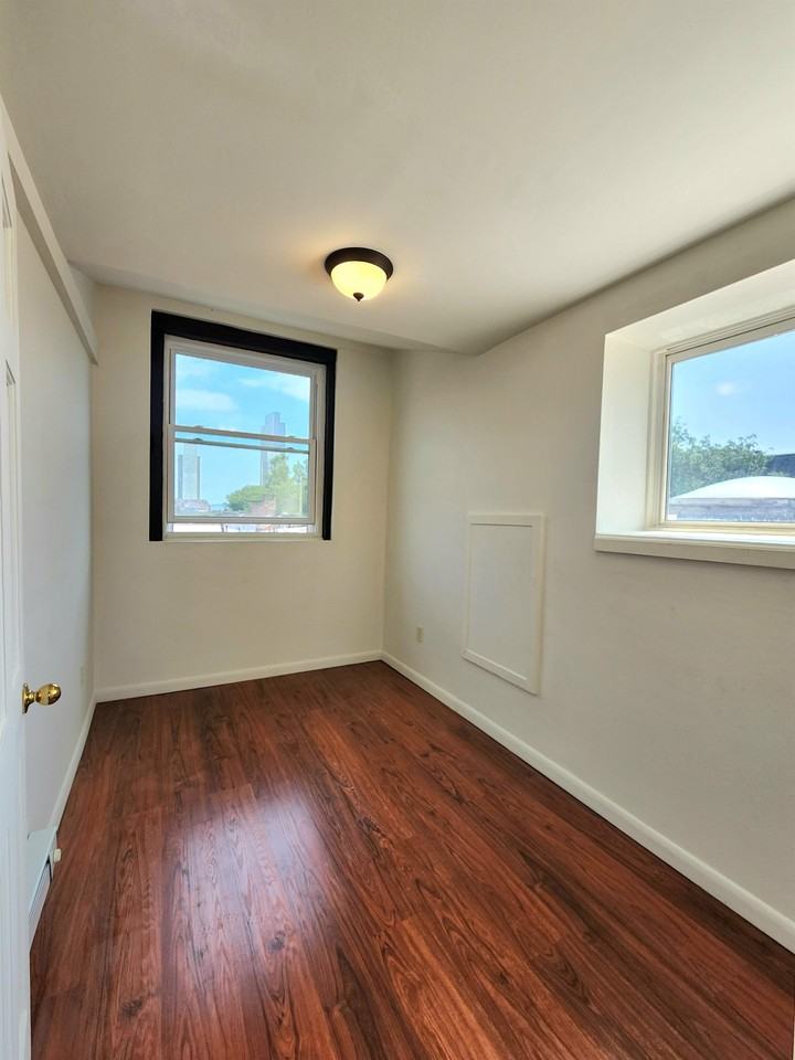 250 Lark St 3rd Fl #3rdFL - Photo 6 of 6