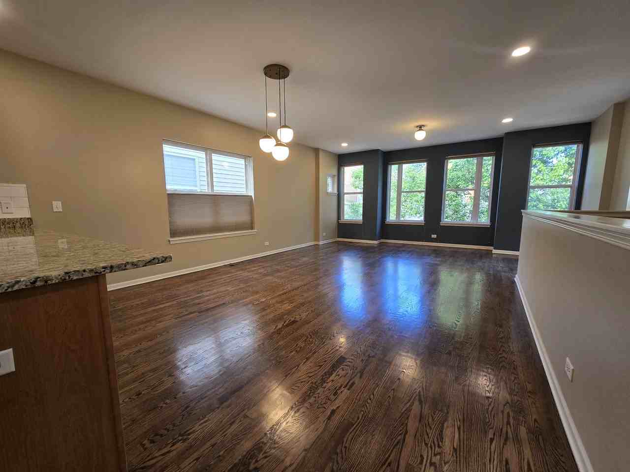 1844 North Lockwood Avenue - BUnit B #B - Photo 3 of 13