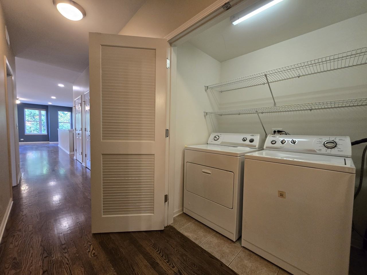 1844 North Lockwood Avenue - BUnit B #B - Photo 6 of 13