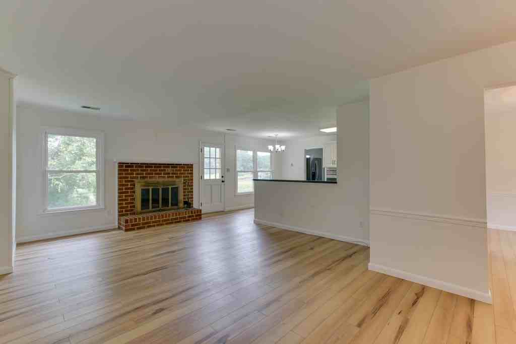 2637 N Elizabeth Harbor Dr #1 - Photo 6 of 31