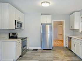 901 Sarasota Ave Se - Photo 1 of 1