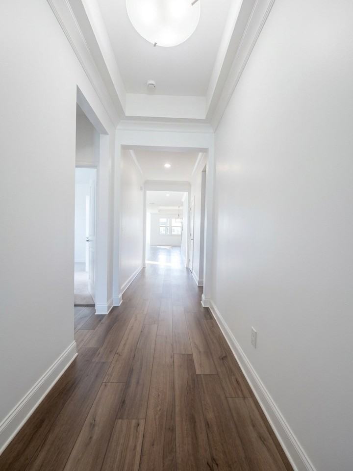 384 Yardley Lane - Photo 2 of 20