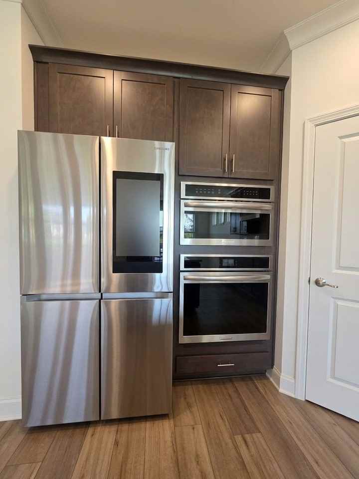 384 Yardley Lane - Photo 6 of 20