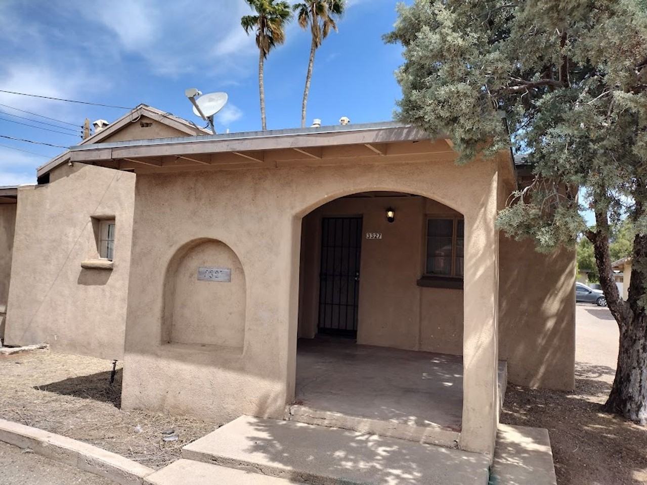 3327 E Flower St - Photo 2 of 17