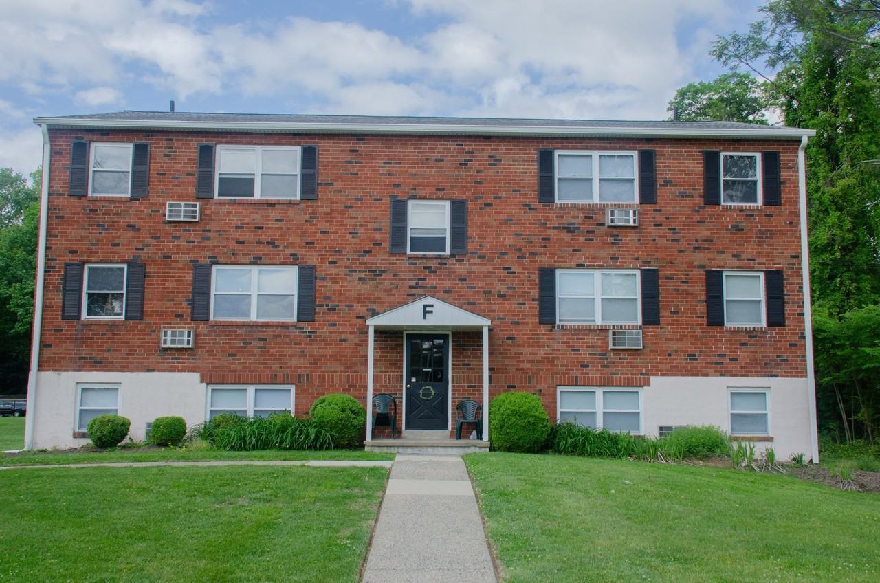 Springwood Garden Apartments - Photo 7 of 28