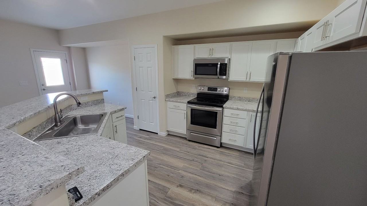 2472 Flat Top Ln #11 - Photo 3 of 9