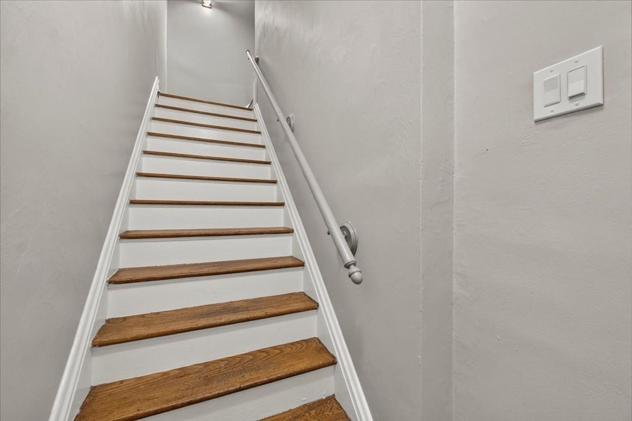 5252A Bancroft Ave - Photo 6 of 34