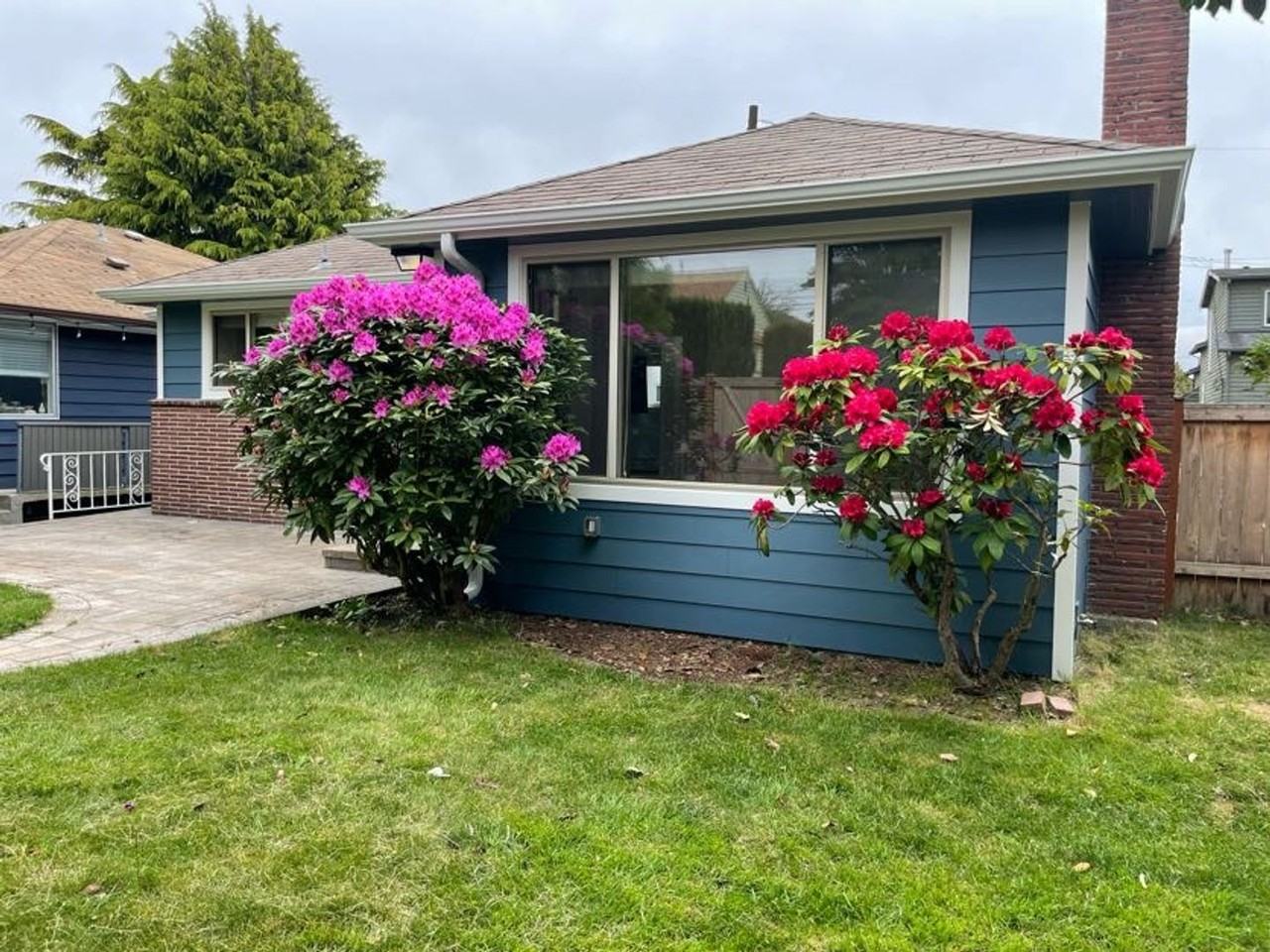 8520 19th Ave Nw - Photo 2 of 26