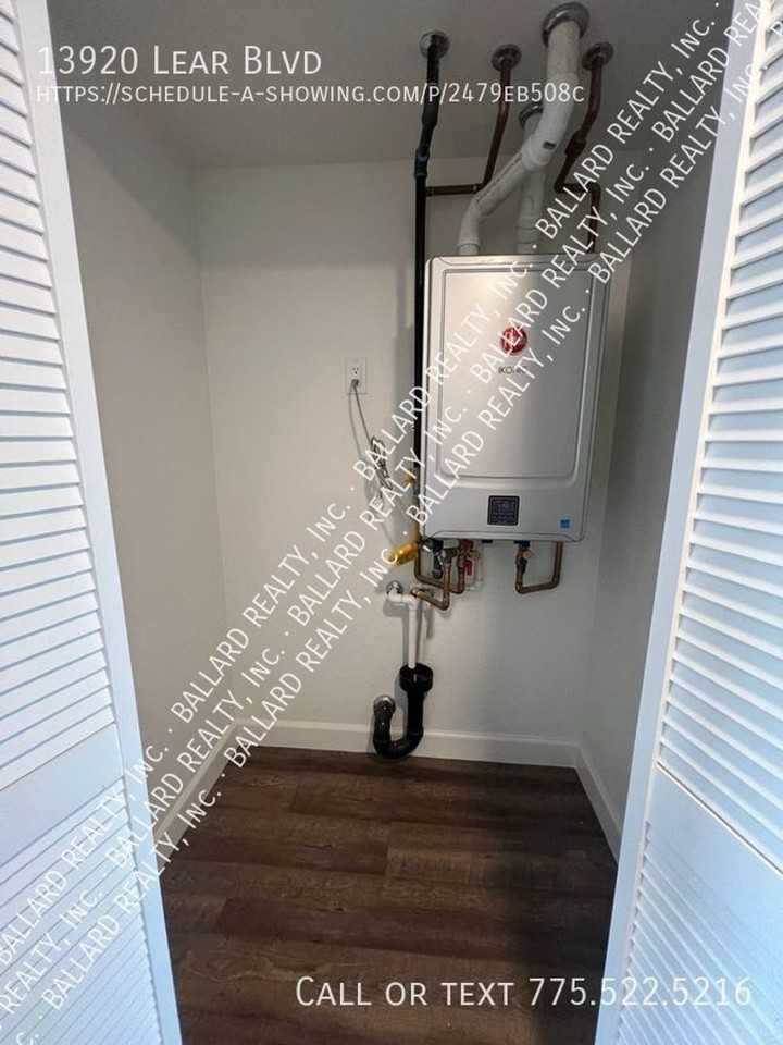 13920 Lear Blvd - Photo 5 of 16