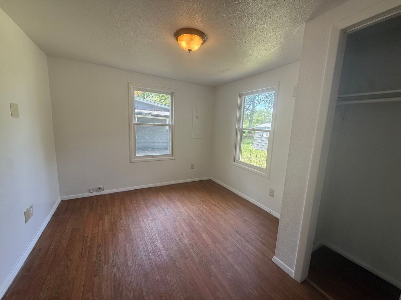 2541 W State St - Photo 7 of 9