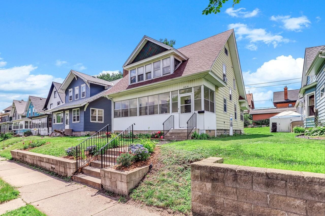 884 Iglehart Ave - Photo 2 of 50