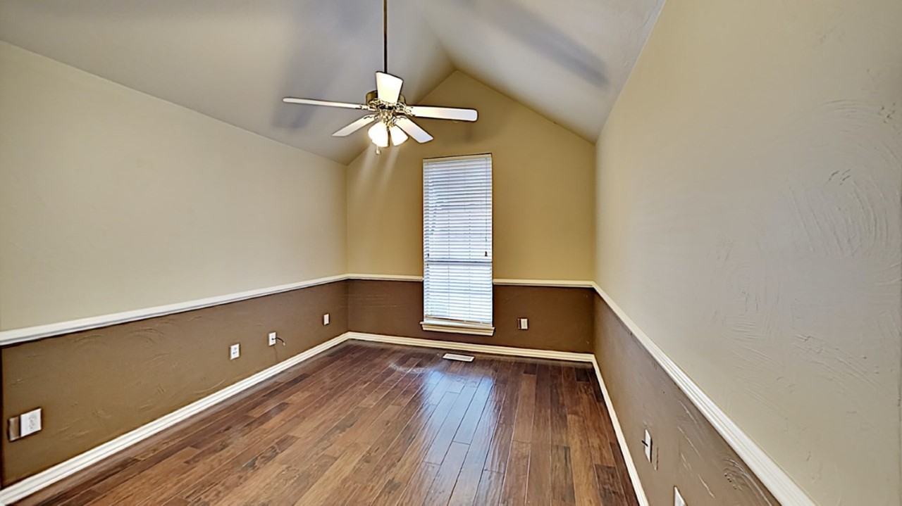 6808 Sandlewood Dr - Photo 5 of 29
