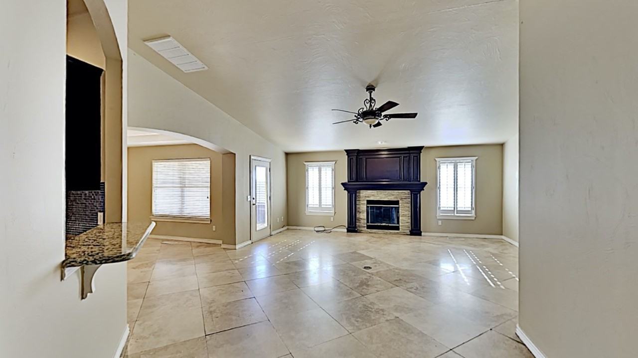 6808 Sandlewood Dr - Photo 6 of 29
