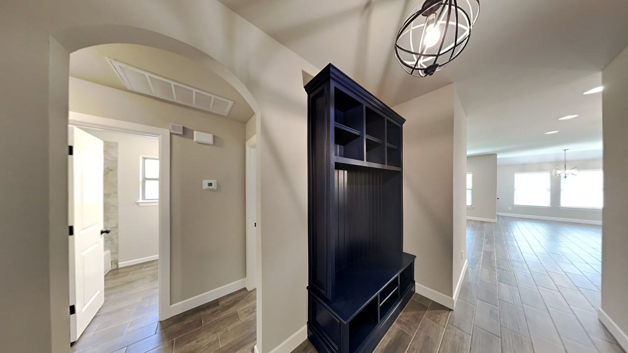 10520 Nw 41st St - Photo 4 of 21