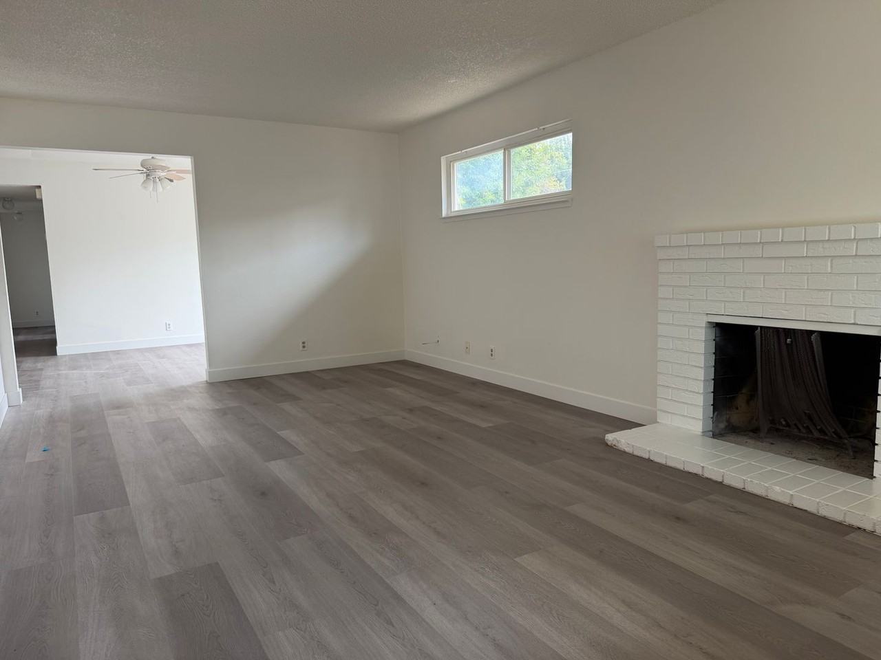 2635 Moderna Ct - Photo 3 of 27