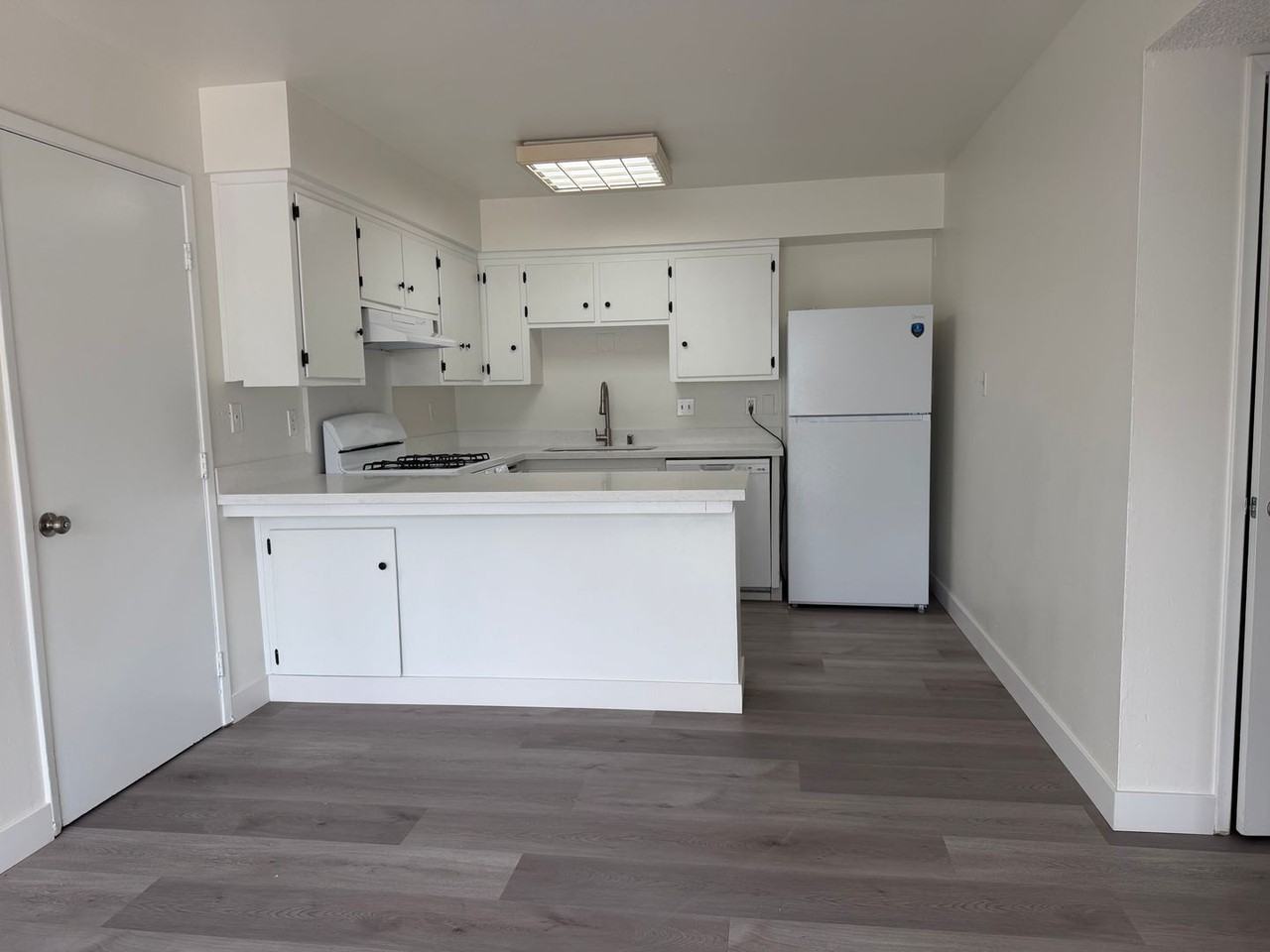 2635 Moderna Ct - Photo 5 of 27