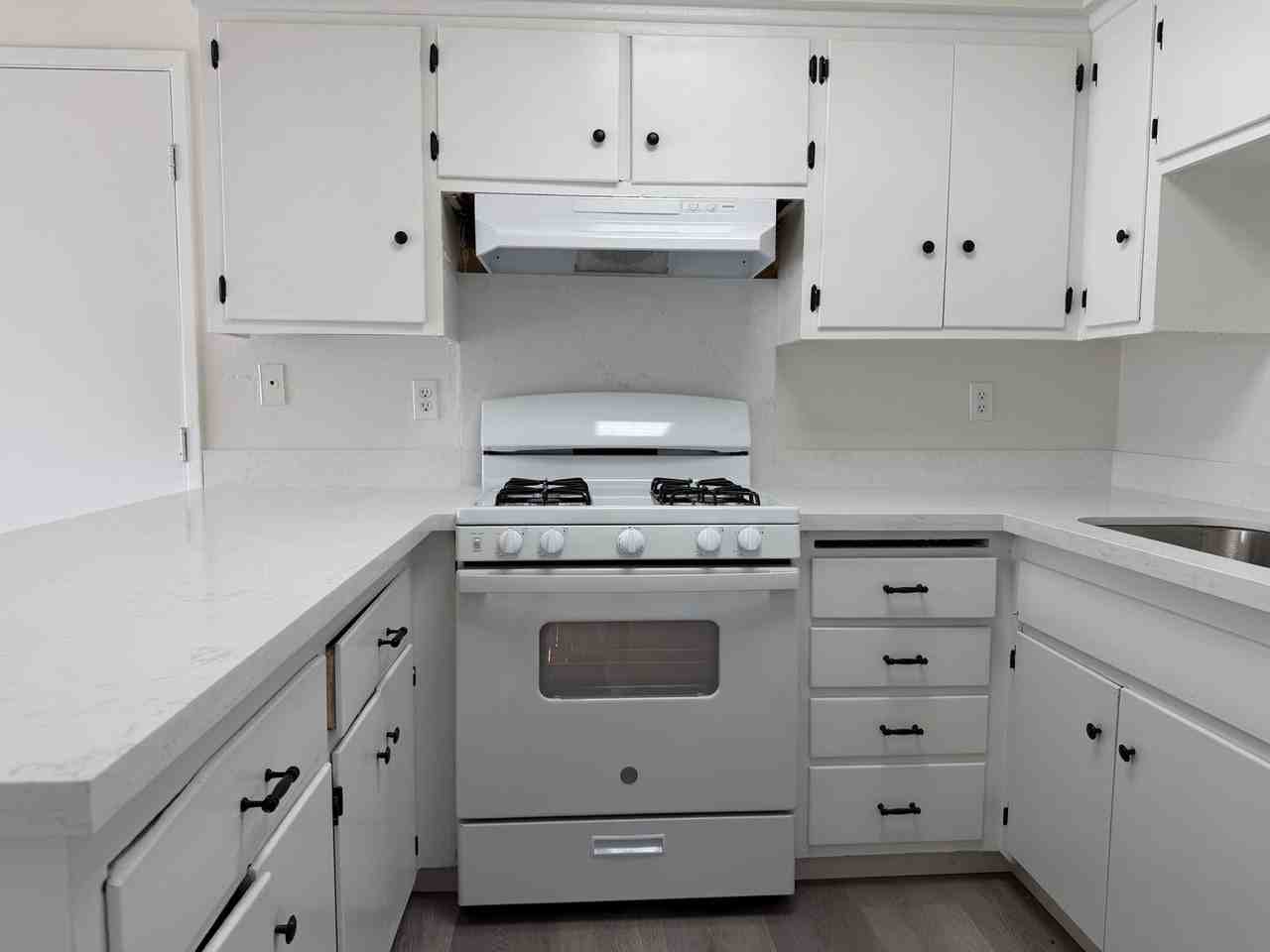 2635 Moderna Ct - Photo 7 of 27