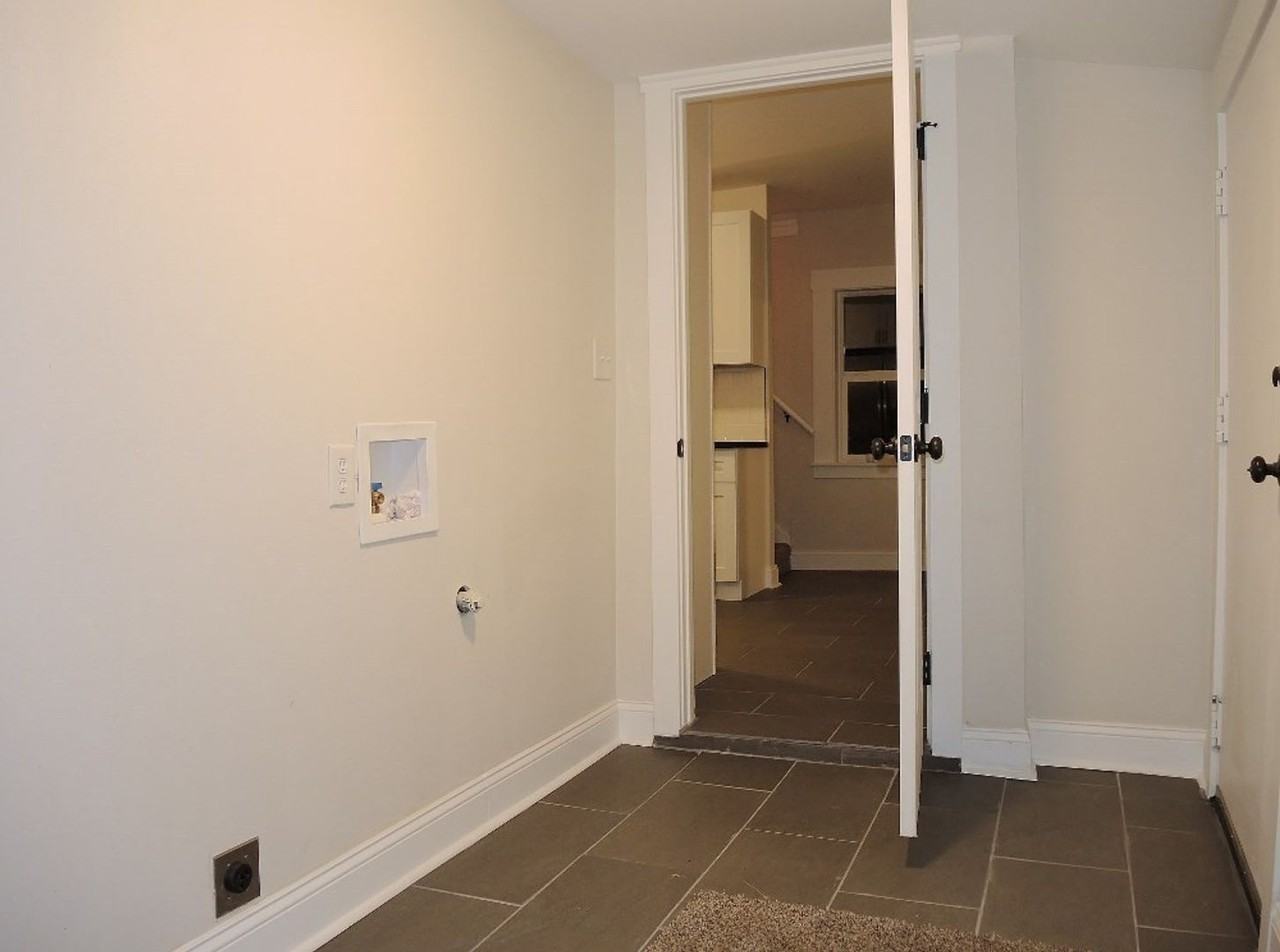 614 E Hartson Ave - Photo 5 of 35