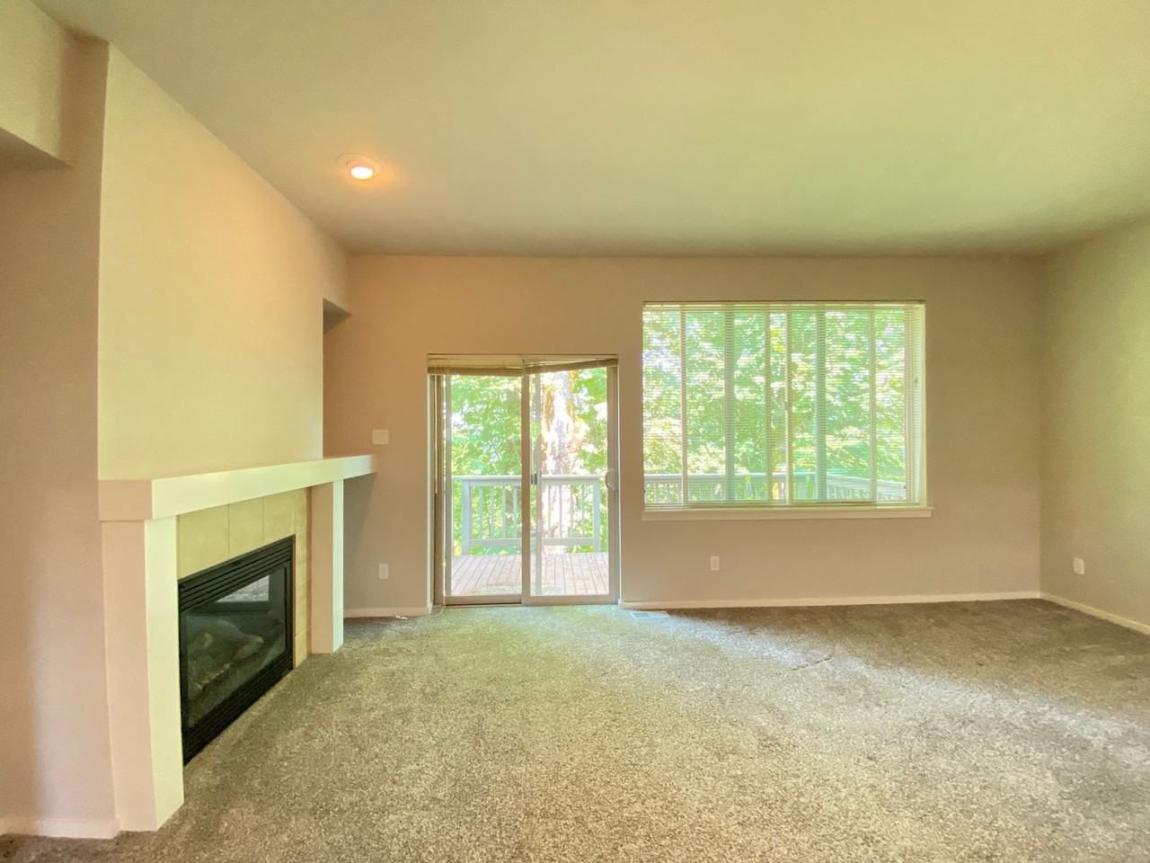 2068 Nw Boulder Way Dr - Photo 2 of 24