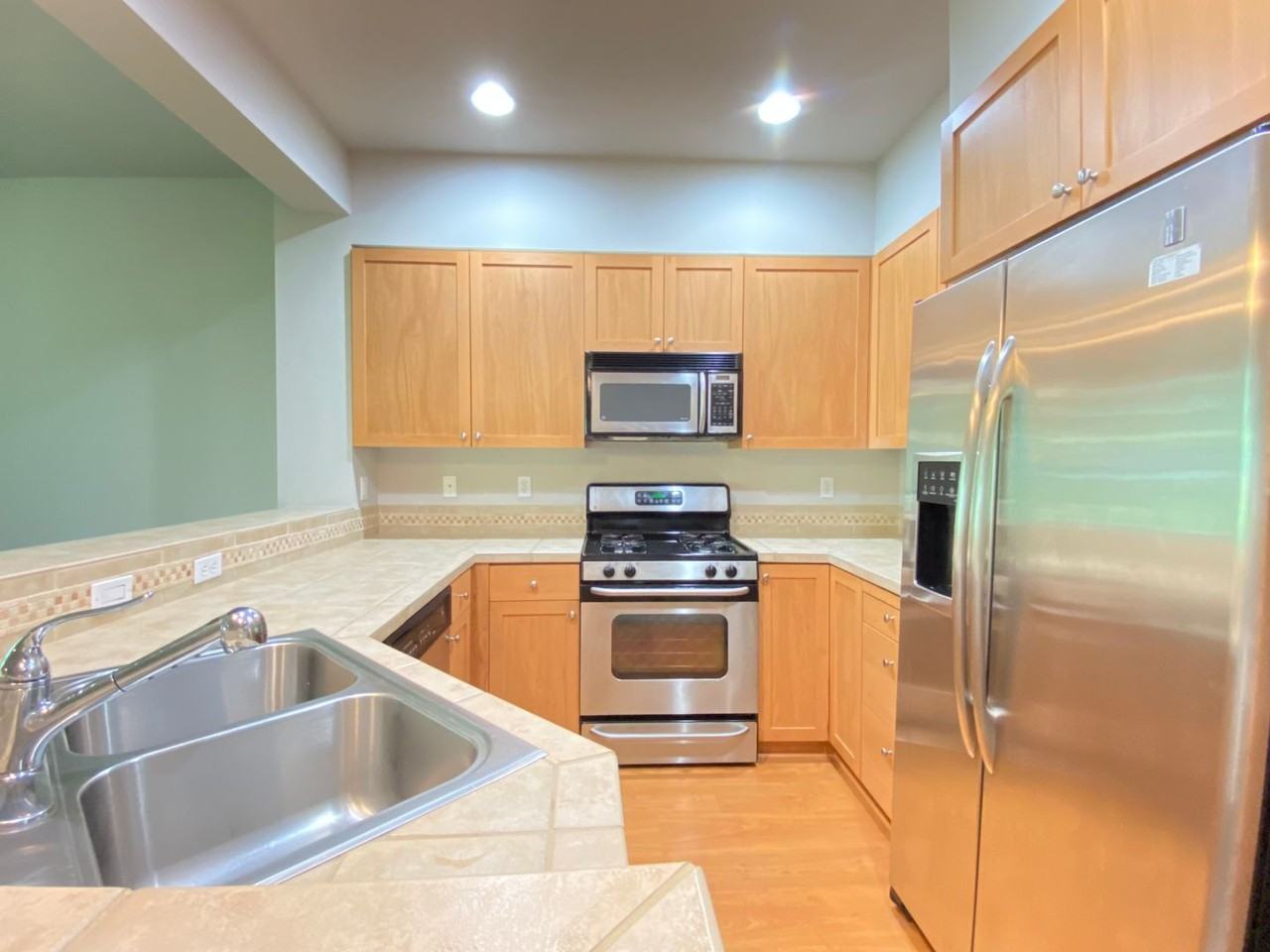 2068 Nw Boulder Way Dr - Photo 4 of 24