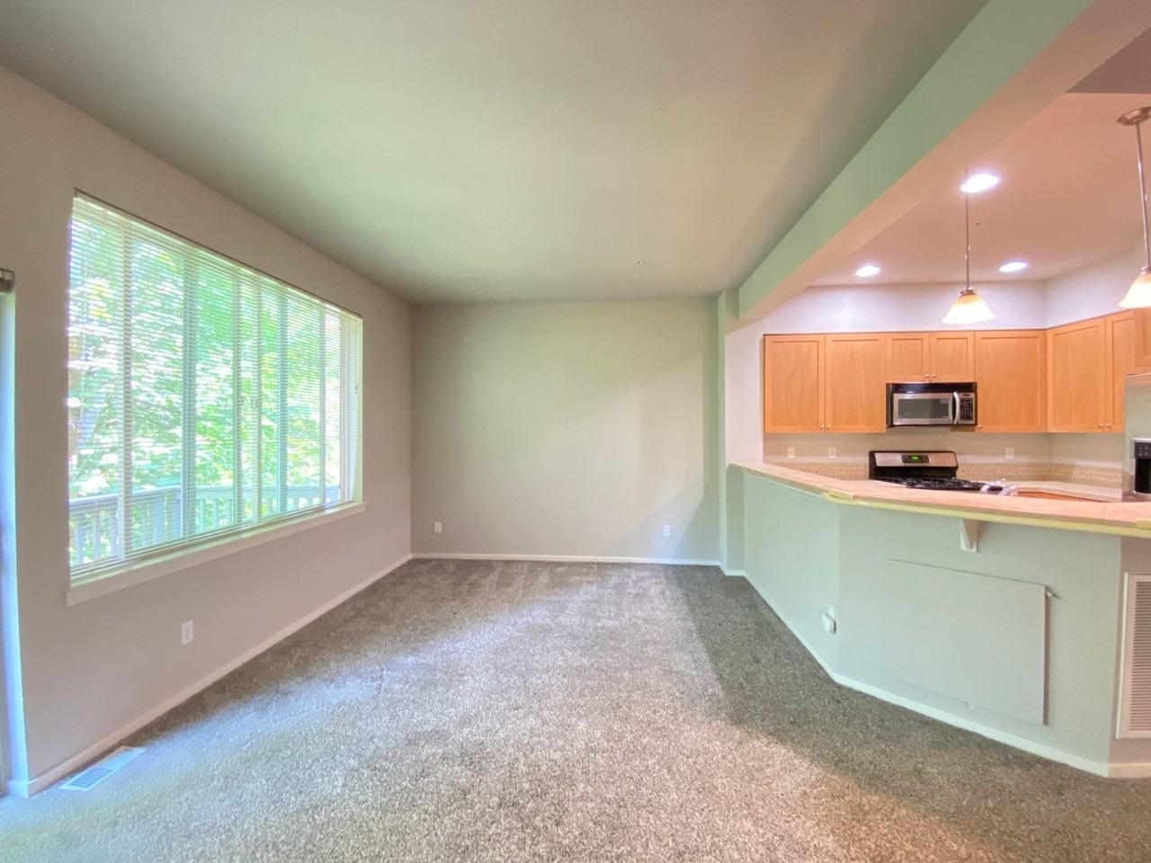 2068 Nw Boulder Way Dr - Photo 5 of 24