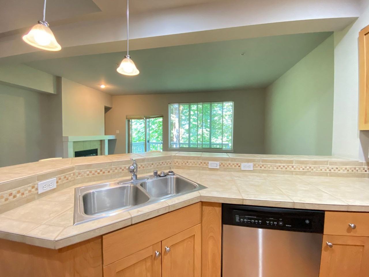 2068 Nw Boulder Way Dr - Photo 7 of 24