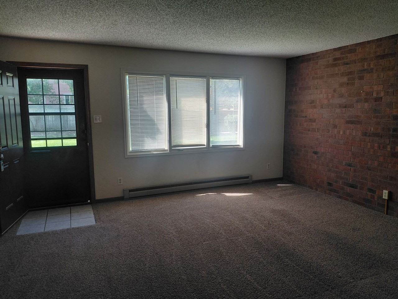2111 Chatalet Ln #B - Photo 2 of 20